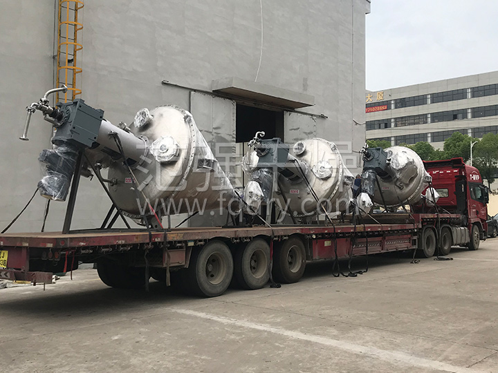 锥形螺带真空干燥机